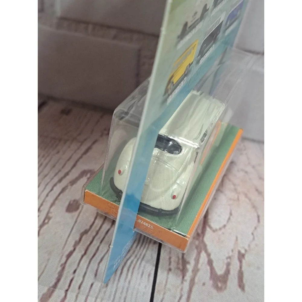 NEW Jada Punch Buggy VW Beetle White All Stars 1/64 Diecast VOLKSWAGEN Slug Bug